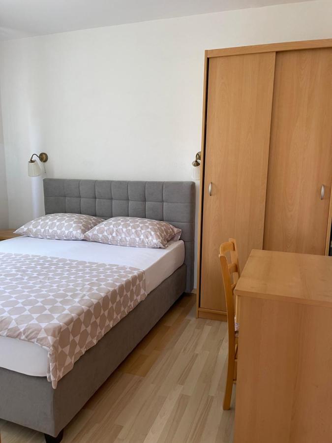 Apartmani Nada Primošten Buitenkant foto